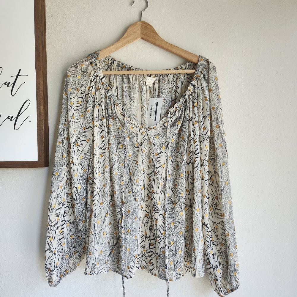 NWT LoveStitch Blouse
